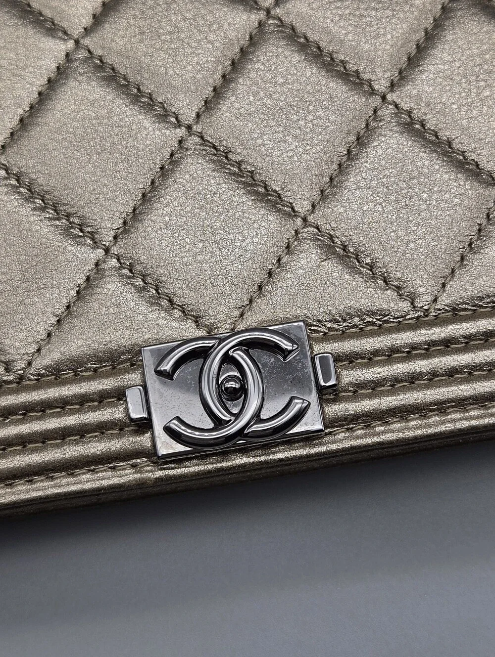 💛CHANEL Yen Gold Leather Wallet/Clutch💛